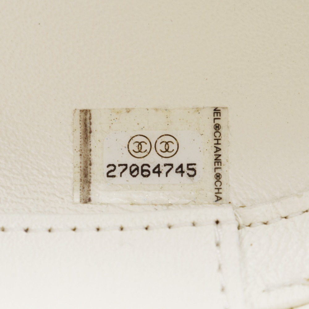 CHANEL Bag - Picture 10 of 11
